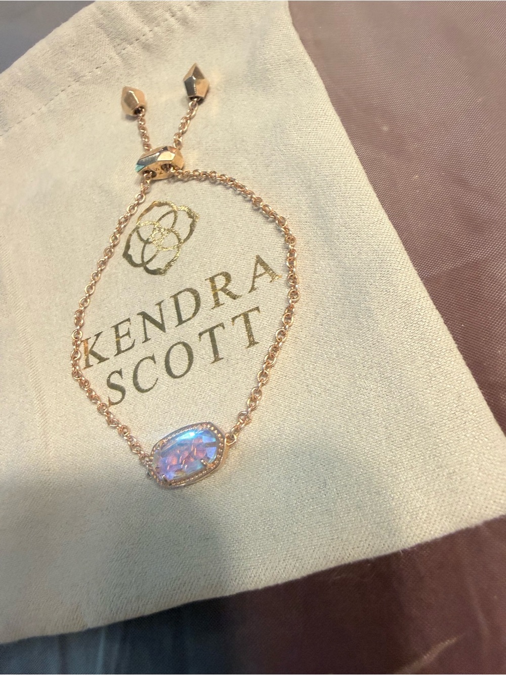 Kendra Scott Elaina Rose Gold Dichroic Glass Adjustable Chain Bracelet Dustbag - Picture 3 of 8